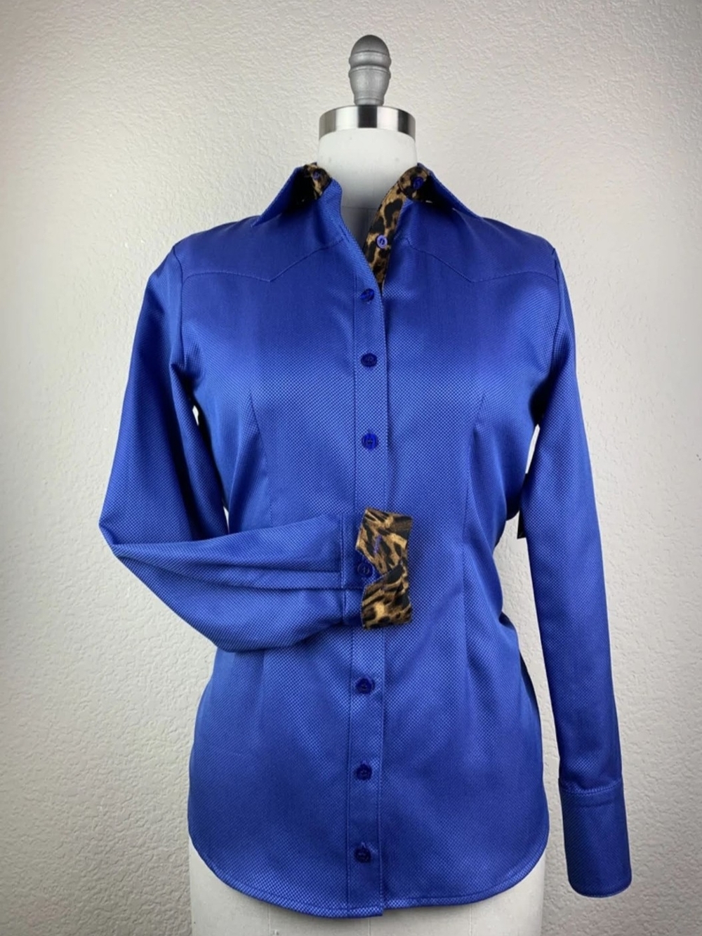CR Ranchwear Women's Wild About Leopard Button Up Italian Cotton - Small - Picture 5 of 6